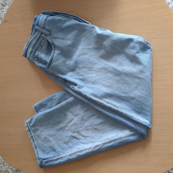 Rachel High Rise Loose Leg Jeans - Picture 4 of 11